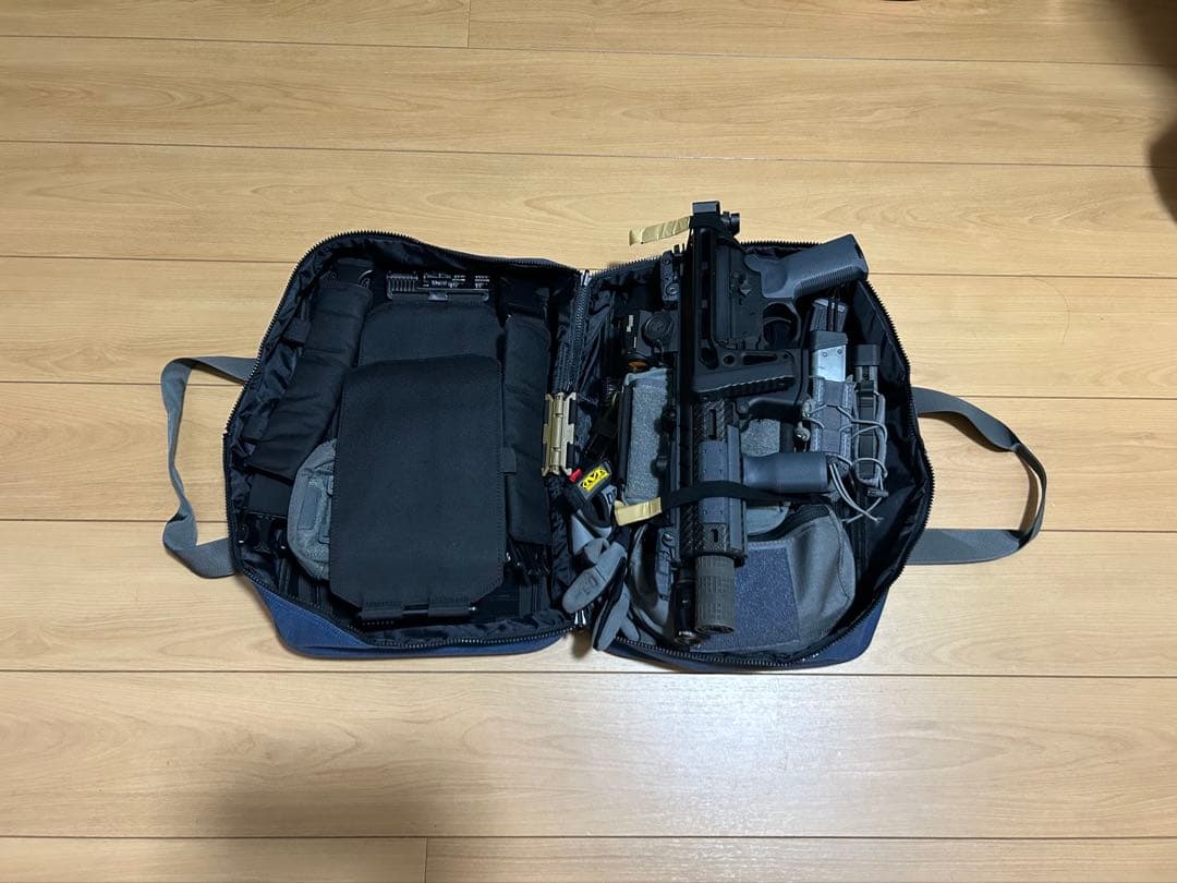 スクールバックプレキャリ　サバゲー用タクティカルバッグ 変形スクールバック