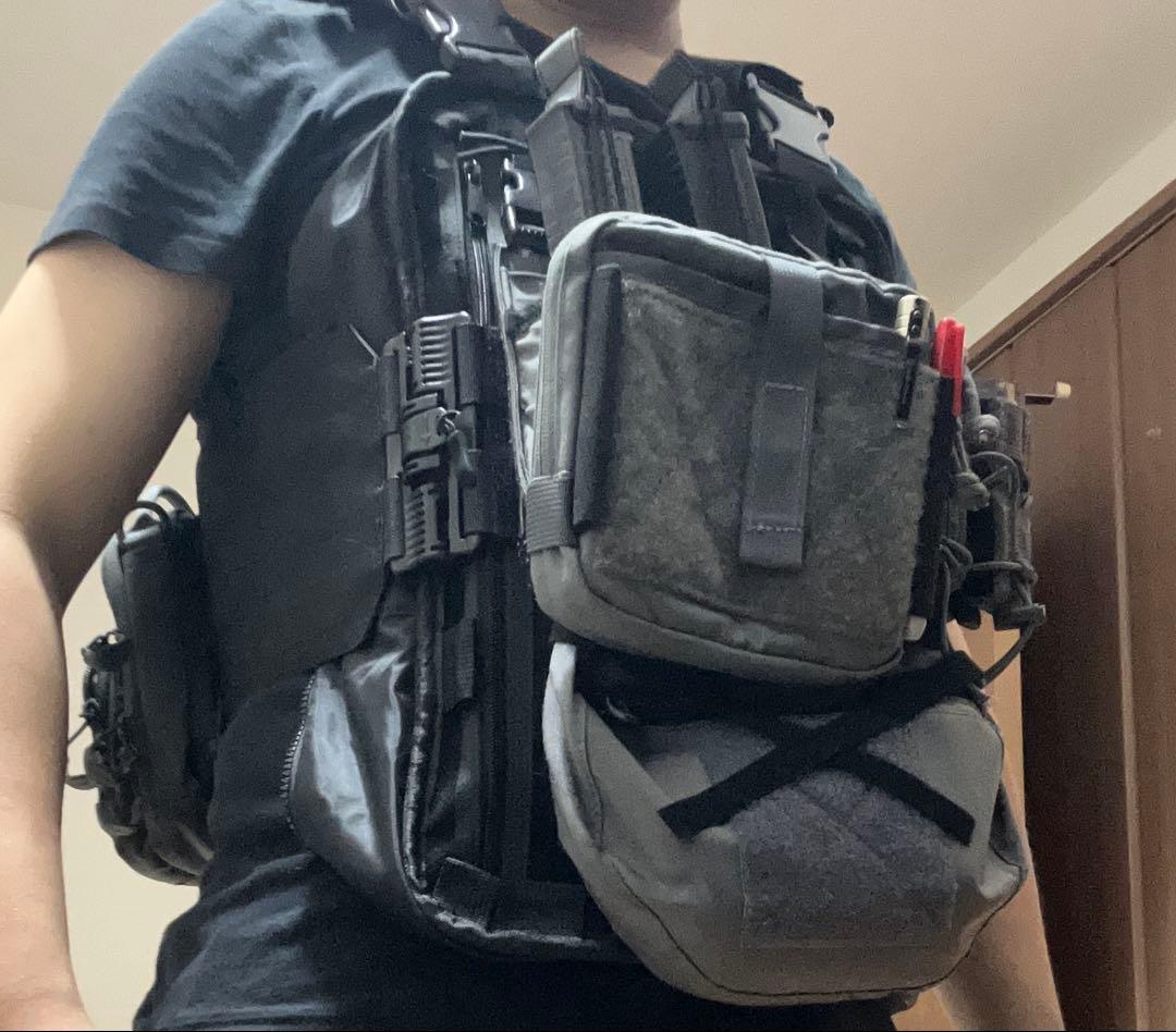 スクールバックプレキャリ　サバゲー用タクティカルバッグ 変形スクールバック