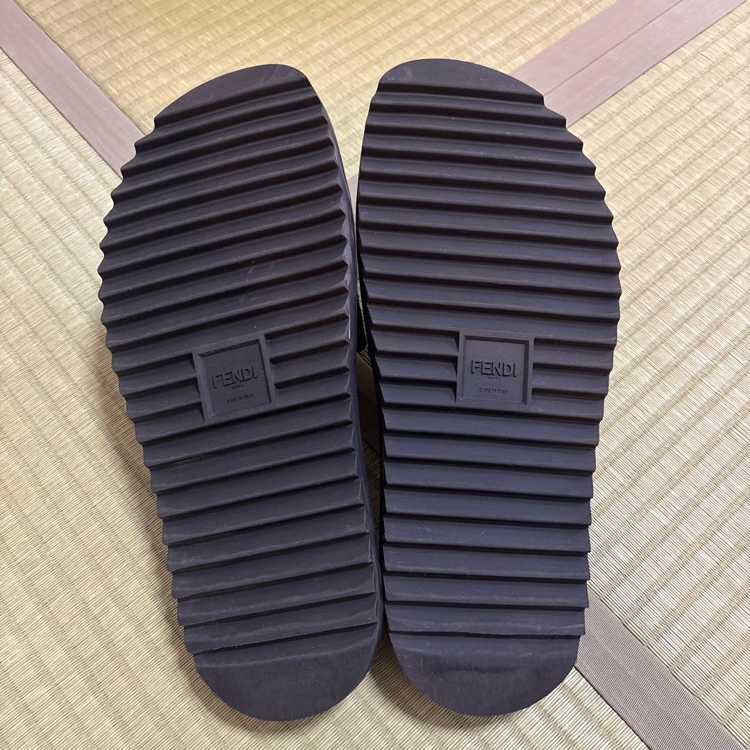 フェンディ　FENDI メンズ　サンダル