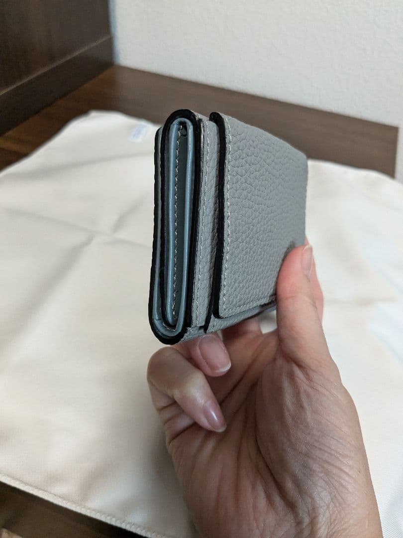 【美品】エポイ　財布　リツビー　グレースカイ　三つ折り