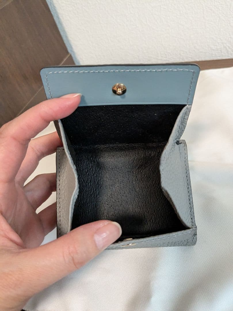 【美品】エポイ　財布　リツビー　グレースカイ　三つ折り