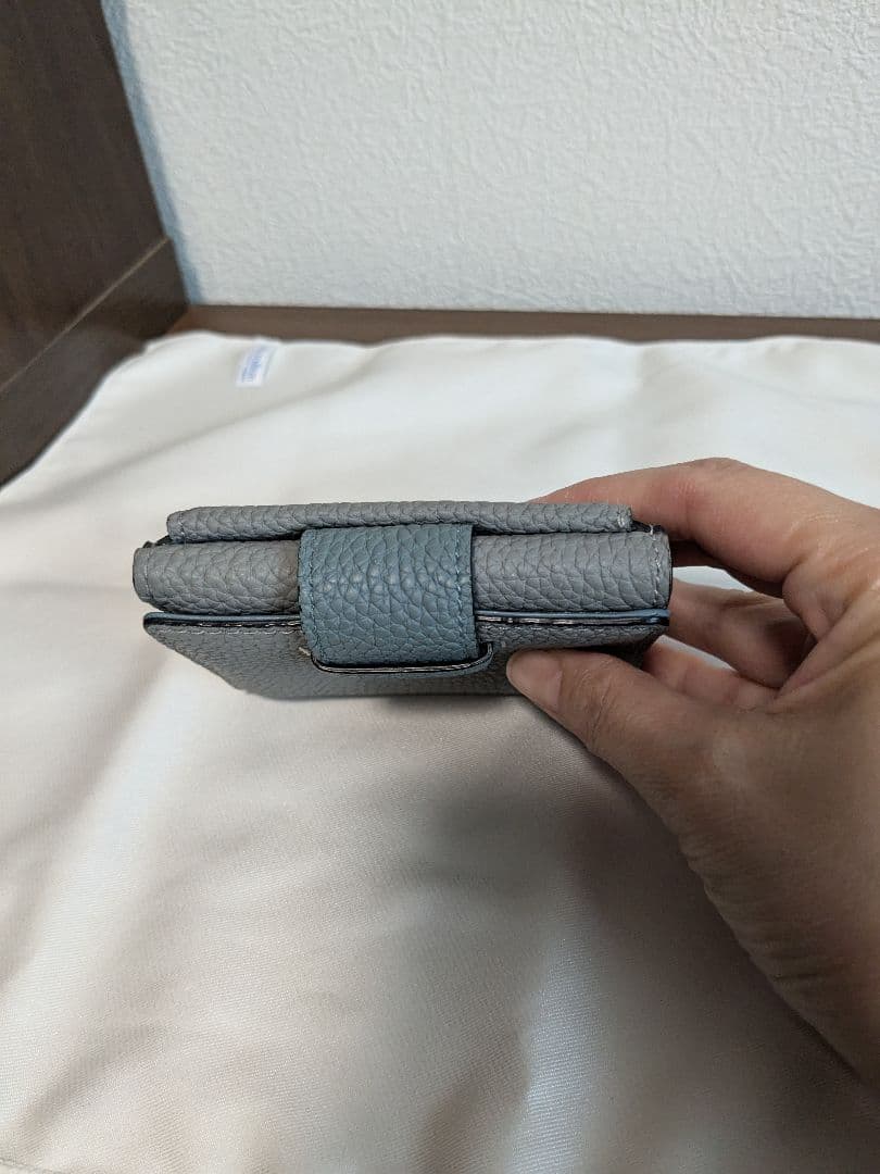 【美品】エポイ　財布　リツビー　グレースカイ　三つ折り
