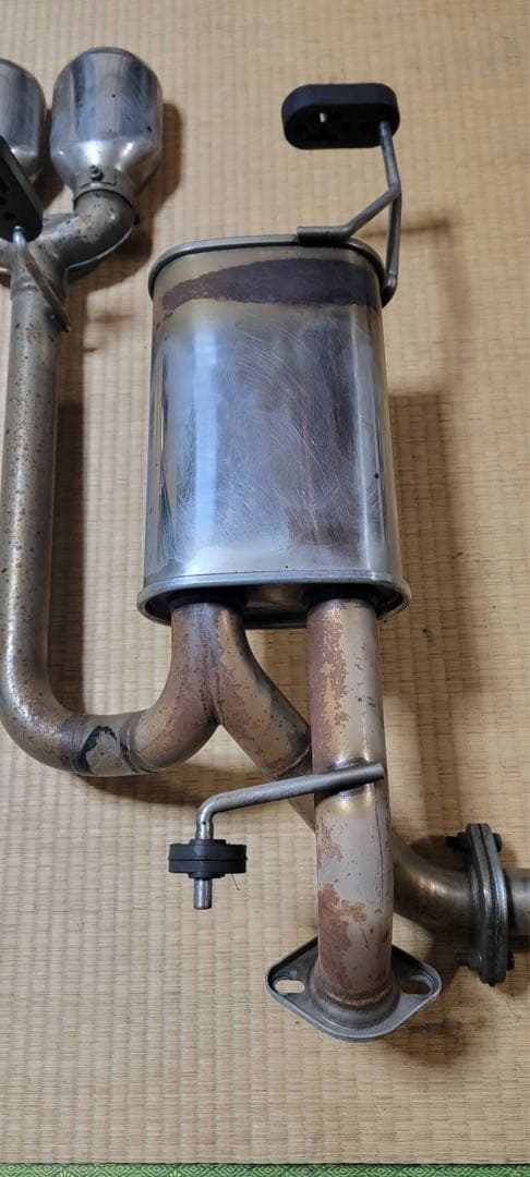 アルファード ANH10のマフラー