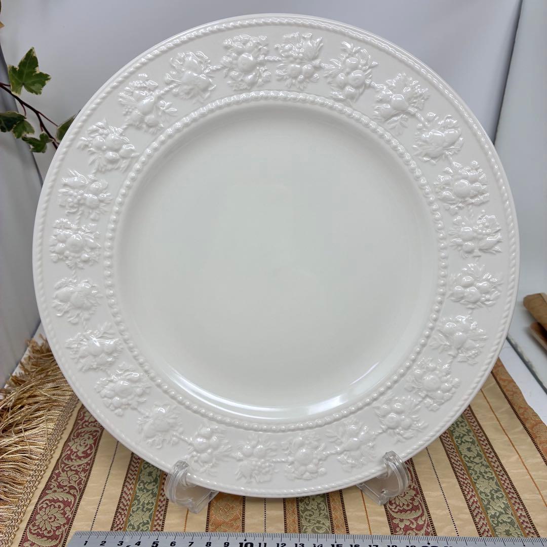 大量　ウェッジウッド　フェスティビティ　アイボリー　大皿中皿スープ皿各2枚セット