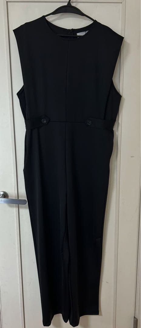 最終値下げ【新品、完売品】clore クロレリラックスオールインワン タグ付き