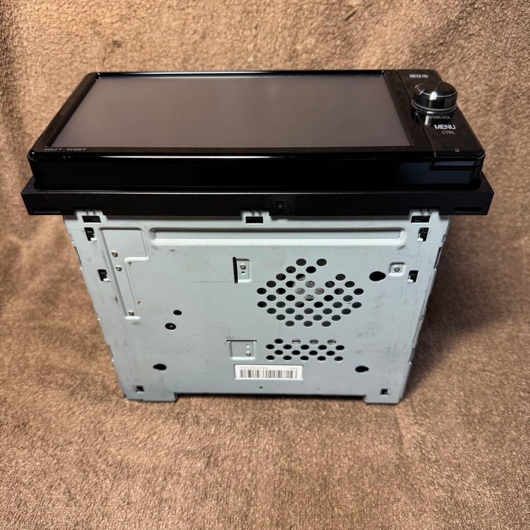 トヨタ純正ナビ NSZT-W66T ロック解除済　説明書　配線類　純正取付け枠