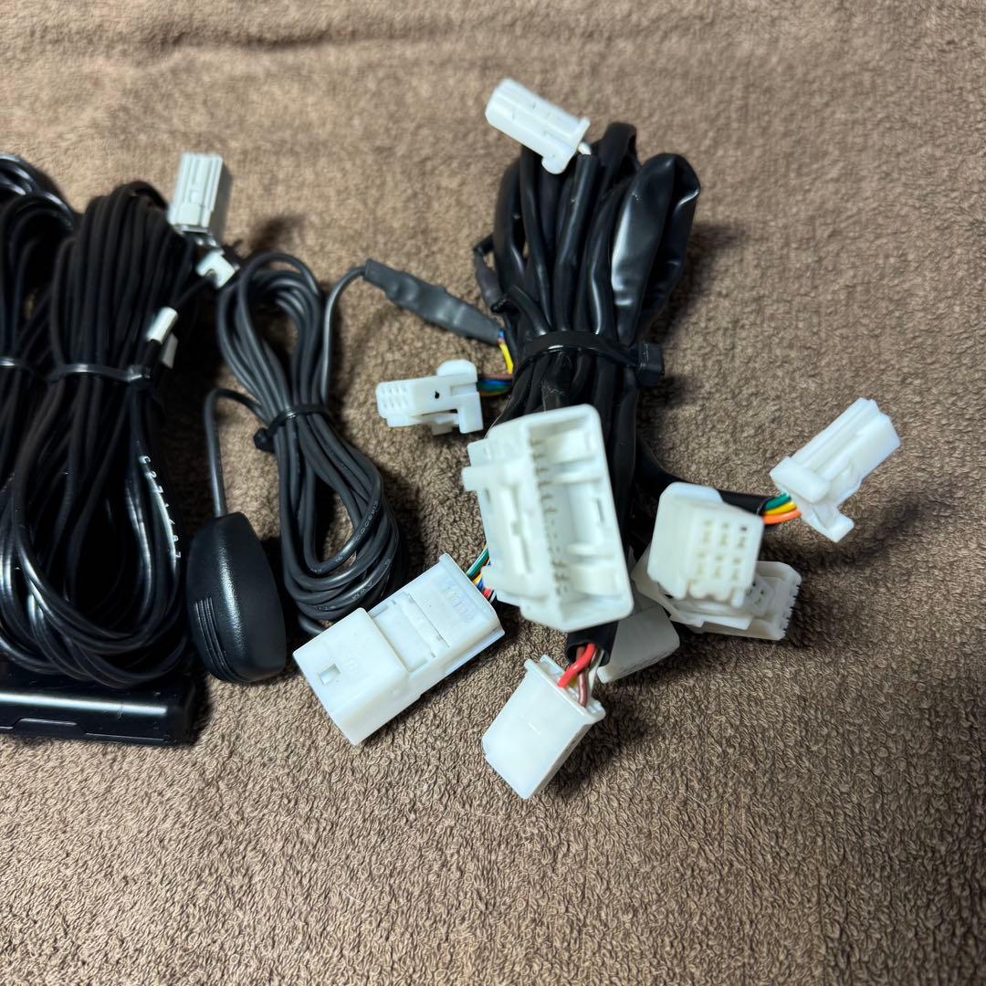 トヨタ純正ナビ NSZT-W66T ロック解除済　説明書　配線類　純正取付け枠