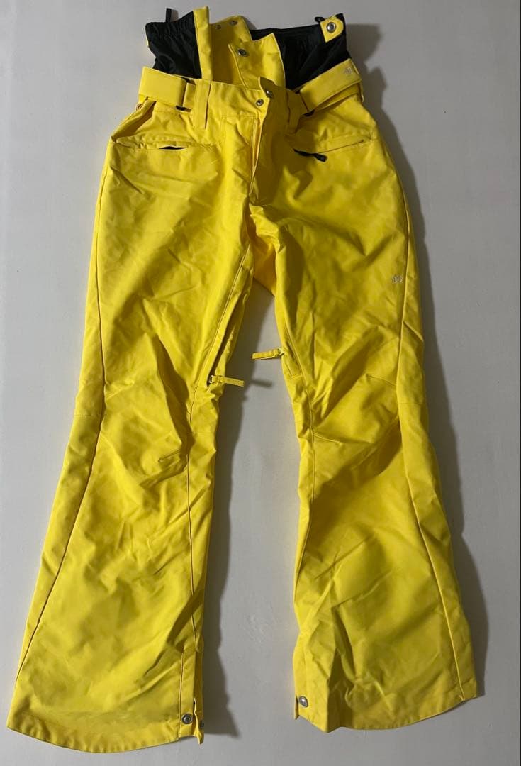 【即日発送】冬物セール‼︎nima フラワー柄 スノーボードウェア上下セット M