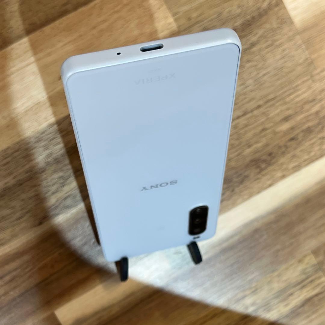Z331 美品Au SIMフリー　Xperia 10 Ⅳ SOG07