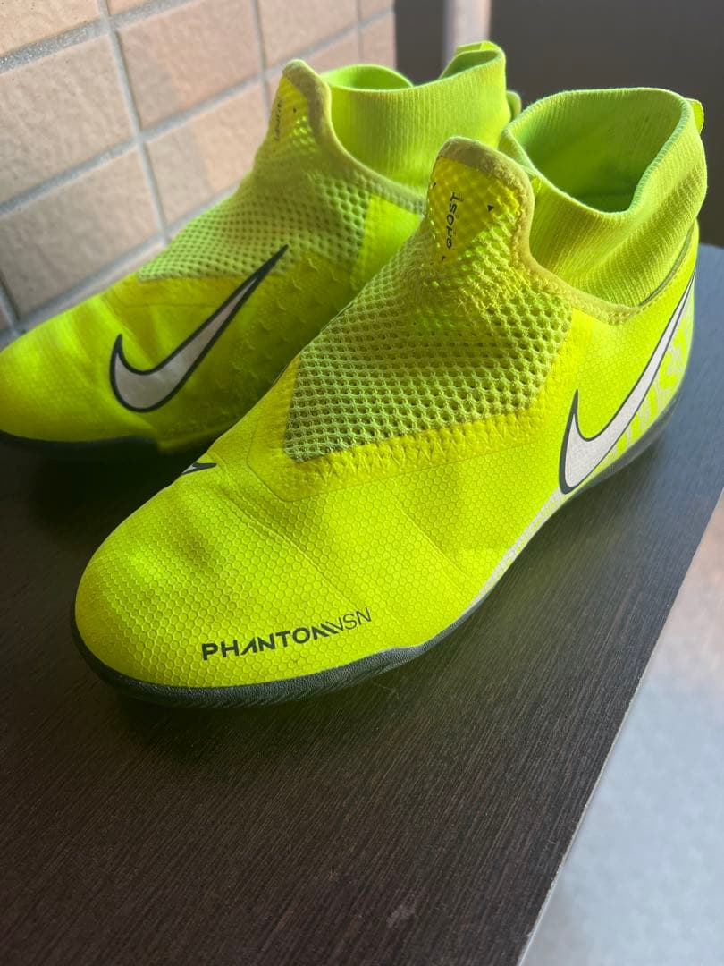 Nike Phantom Vision ネオンイエロー　23センチ