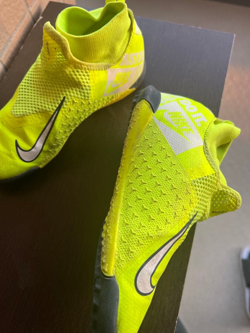 Nike Phantom Vision ネオンイエロー　23センチ