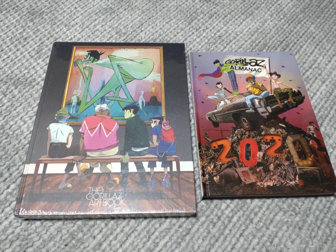 ゴリラズ書籍　The Gorillaz Art Book + Almanac
