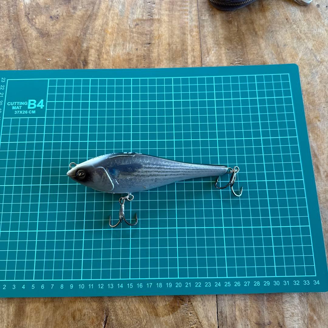 ルアー・フライ BORDE 173 F