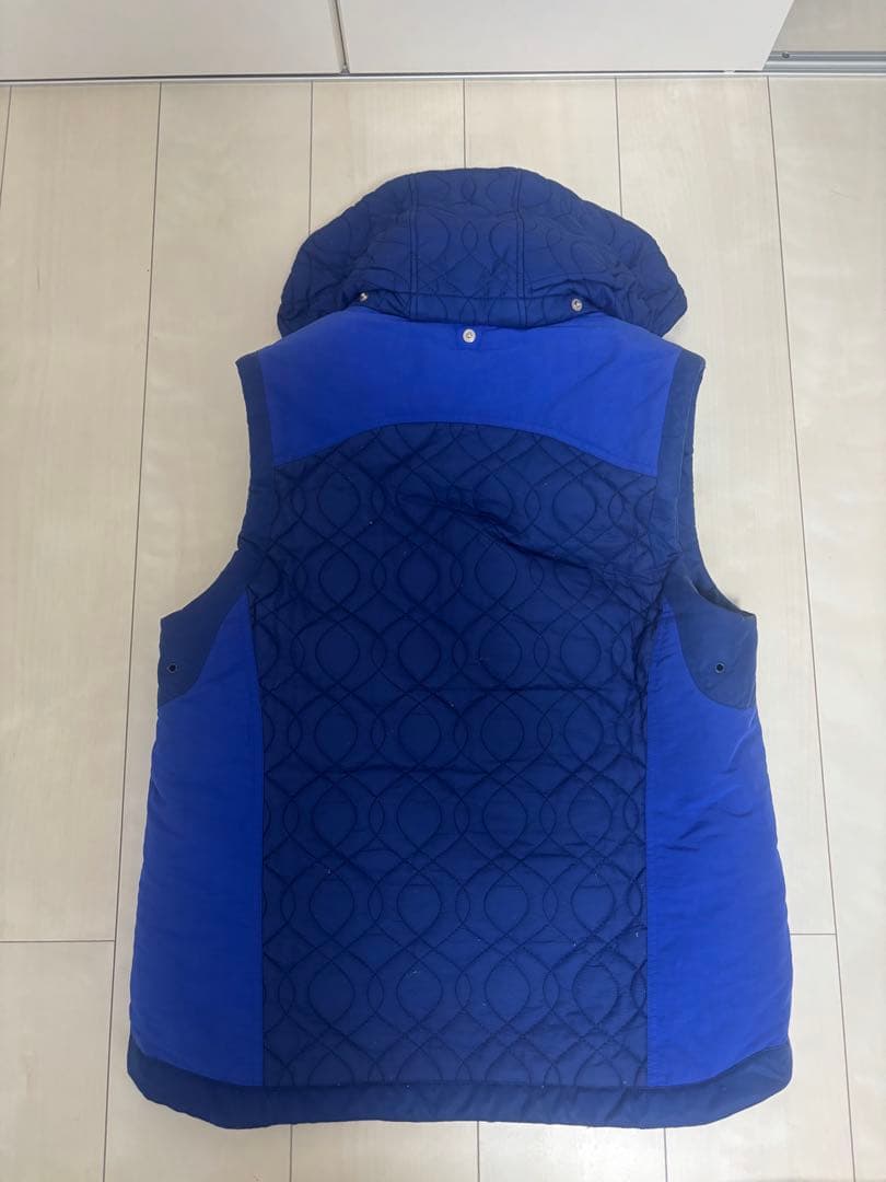 名作　White Mountaineering ベスト　フード格納