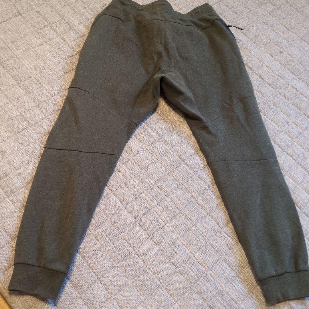 ナイキ テックフリース パーカー　ジョガー上下セットLサイズ