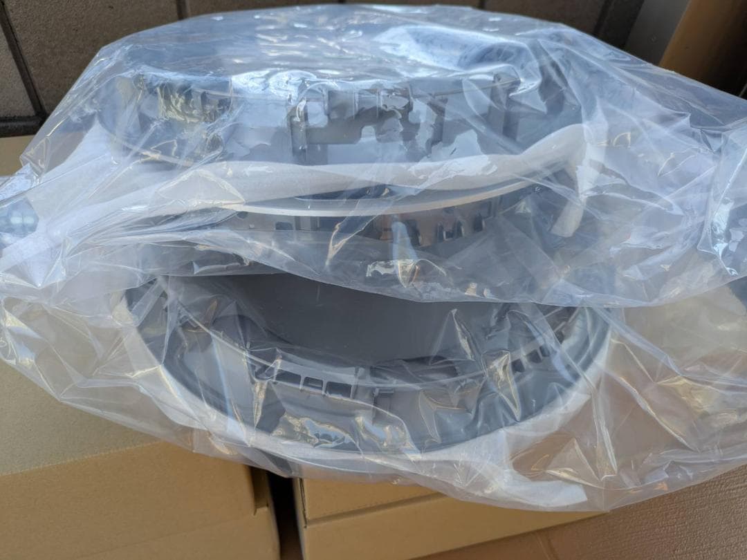 トヨタ　シエンタ　純正ホイール　4本　ホイルキャップキャップ付き