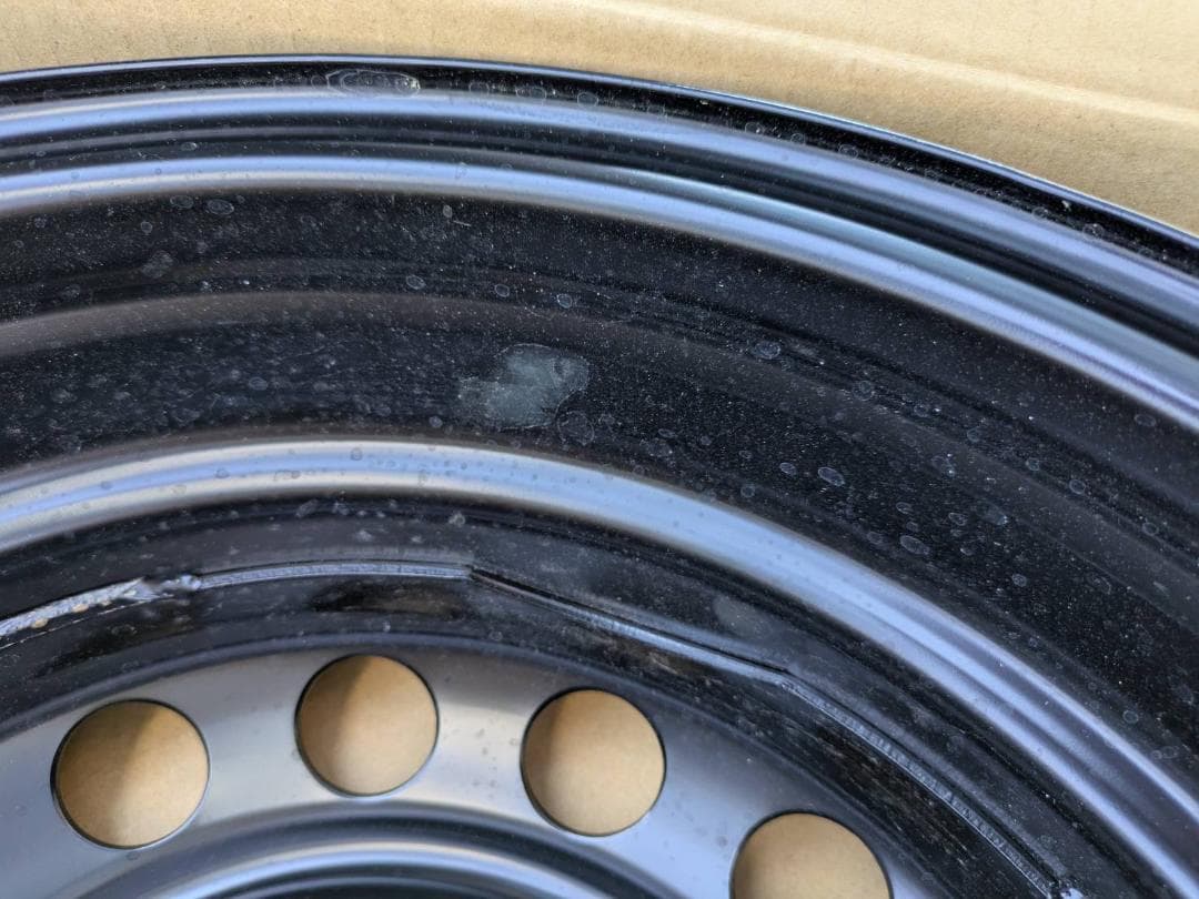 トヨタ　シエンタ　純正ホイール　4本　ホイルキャップキャップ付き