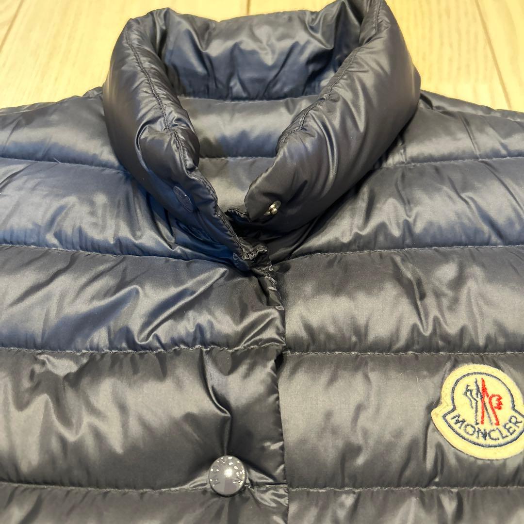 モンクレール　ダウンベスト　0