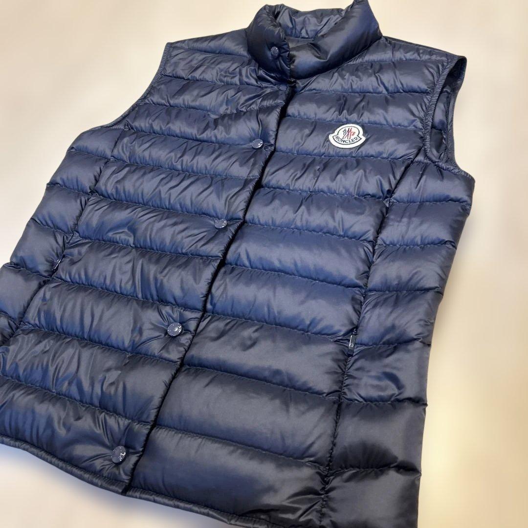 モンクレール　ダウンベスト　0