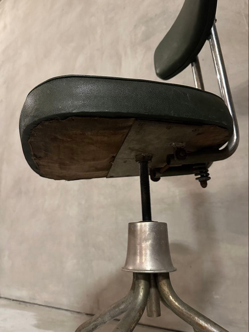 【らぼメン】インダストリアル　はビンテージ　チェア　椅子　調整可能