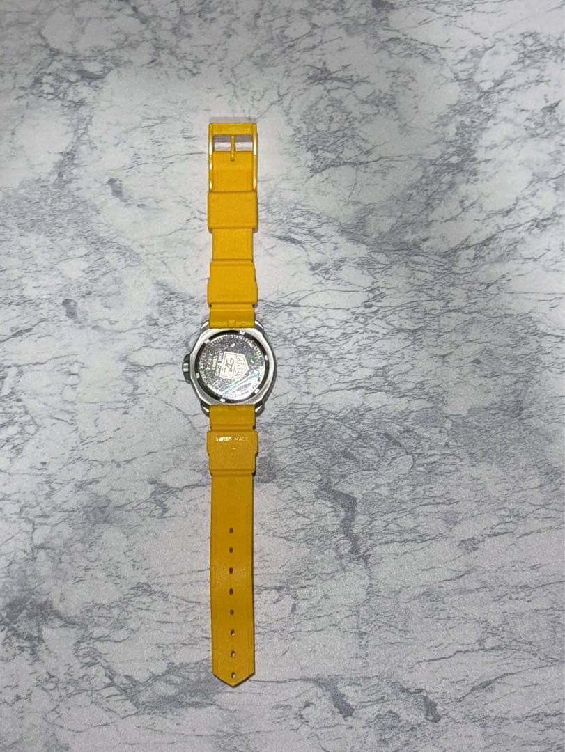 タグホイヤー、アナログ時計 ラバーベルト