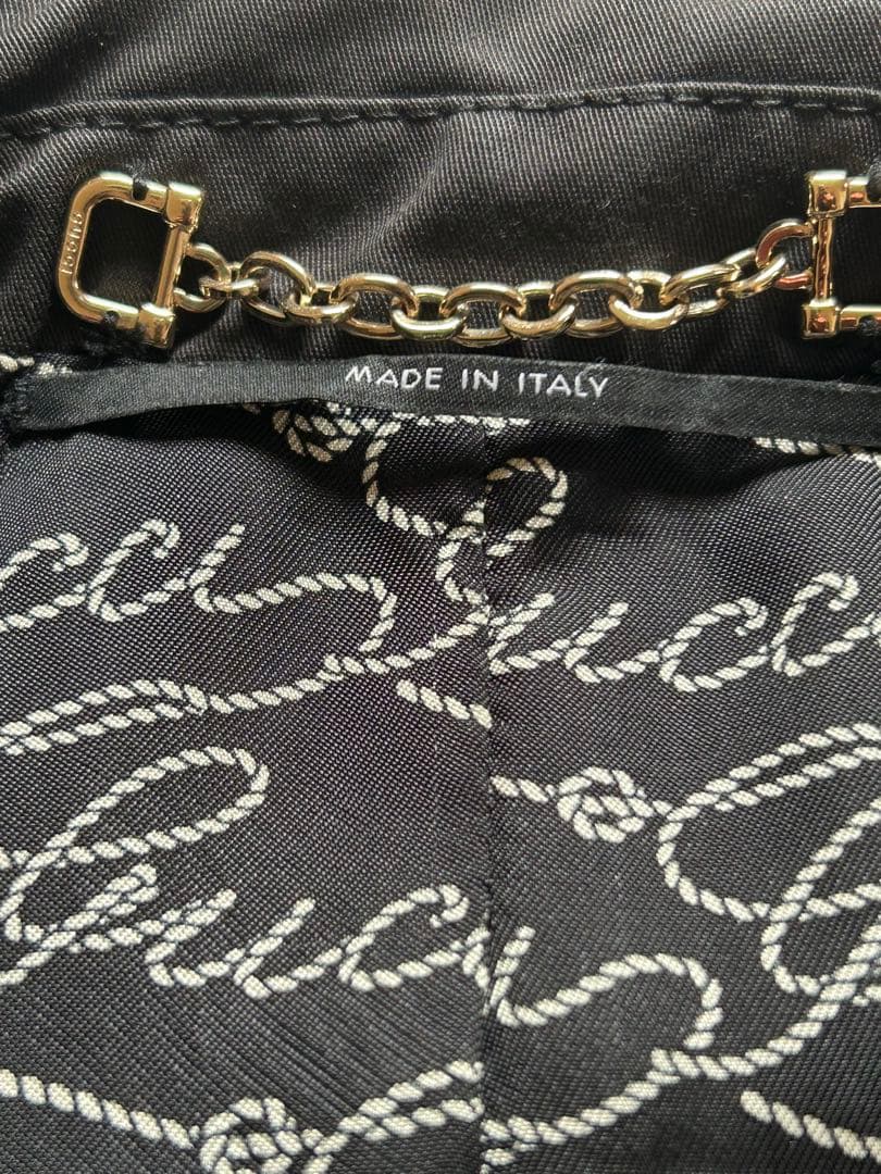 GUCCI グッチ　トレンチコート　ジャケット　黒　イタリア