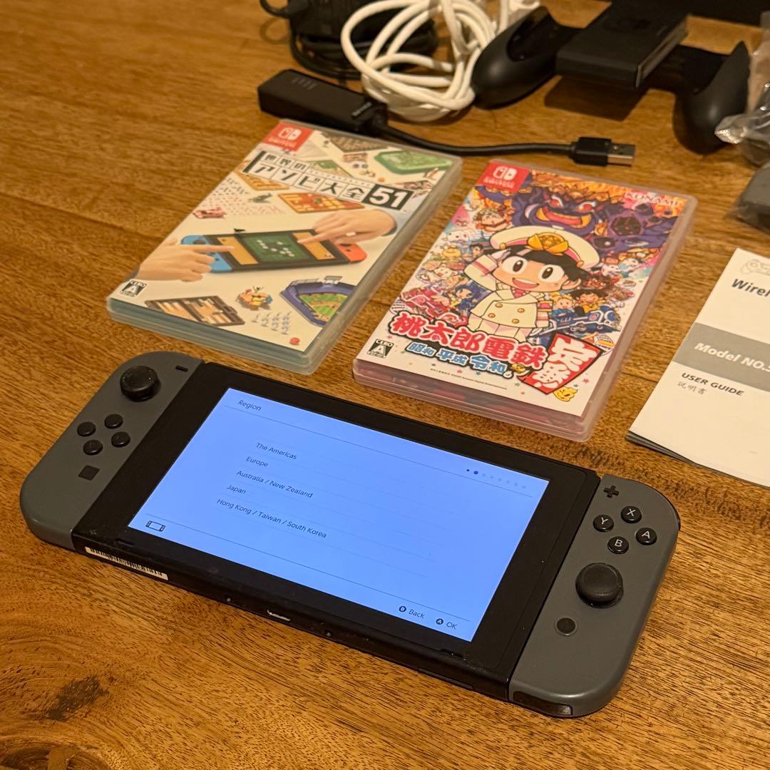 美品 Nintendo Switch 本体 桃鉄 アソビ大全51 その他おまけ付