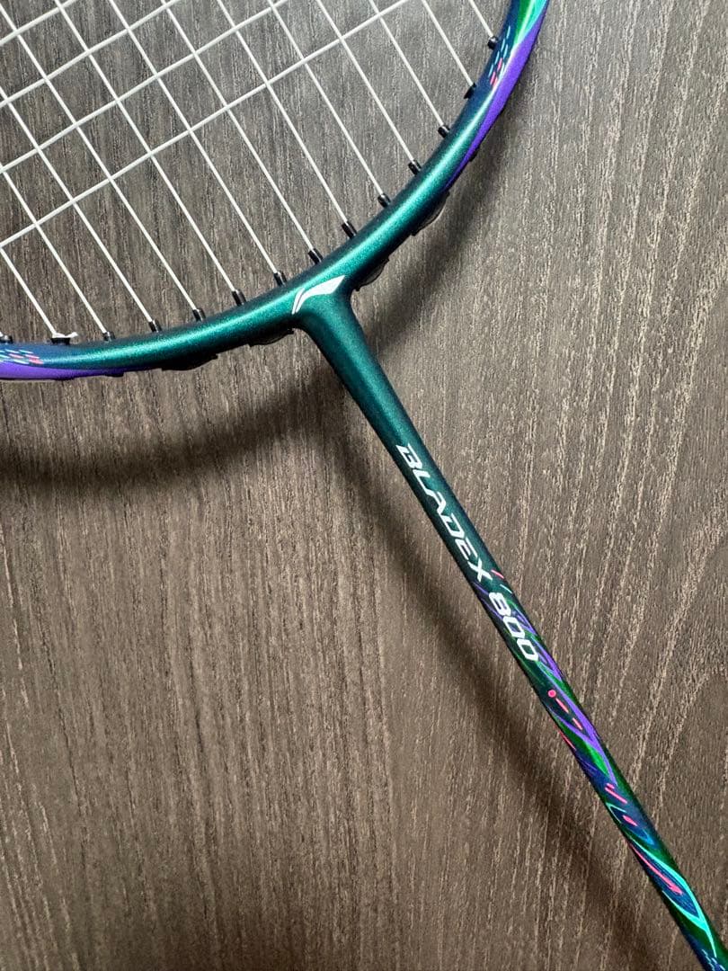 リーニン BLADEX 800 NEW 4UG6 バドミントンラケット