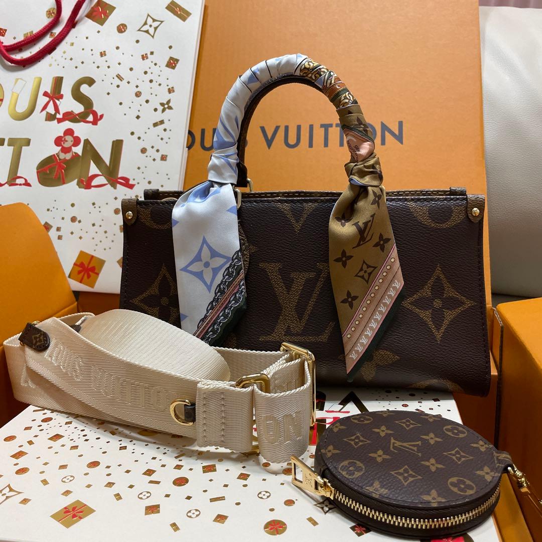 新品同様‼️Louis Vuitton オンザゴーEWモノグラム ショルダーバッグ