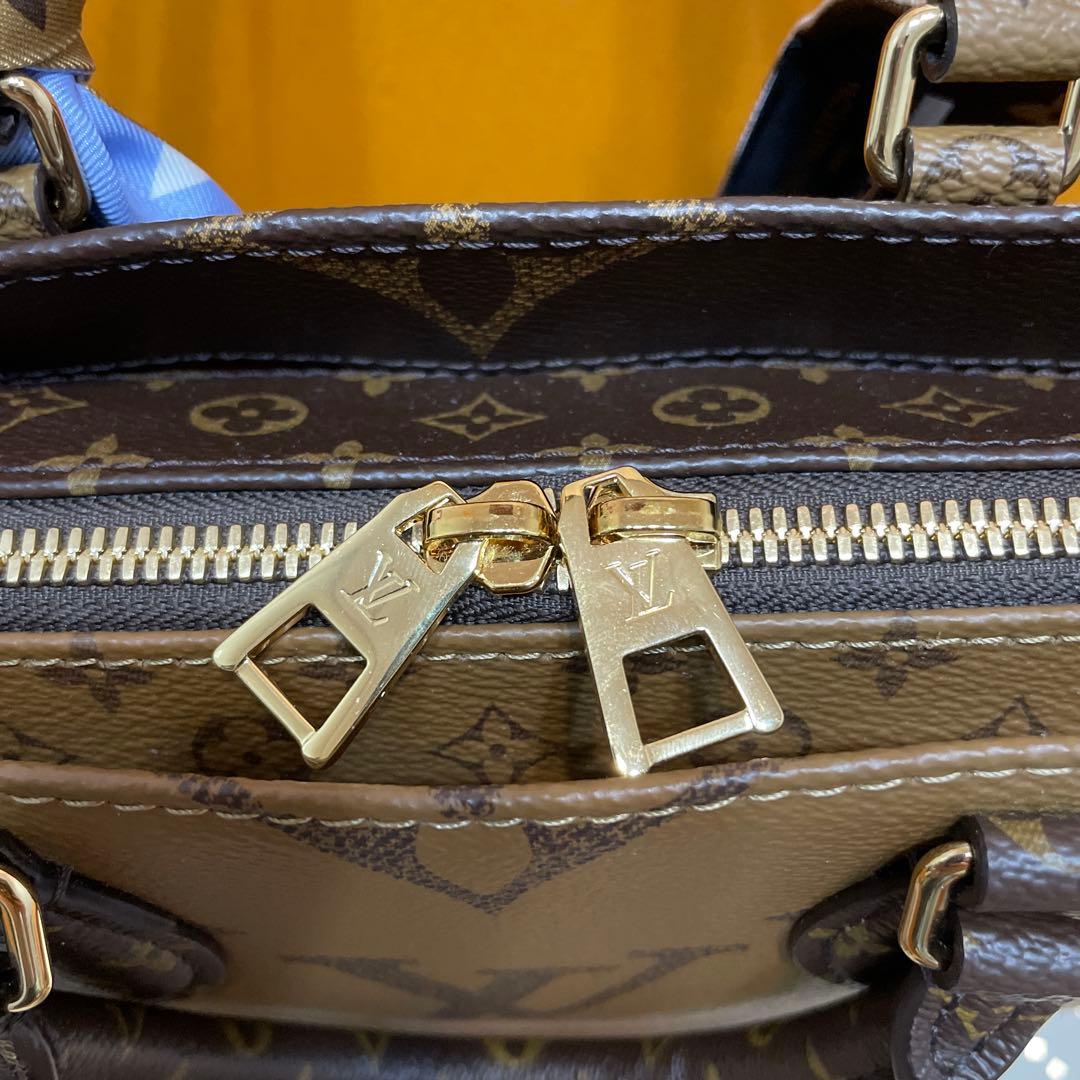 新品同様‼️Louis Vuitton オンザゴーEWモノグラム ショルダーバッグ