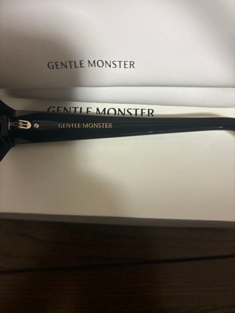 小物 gentle monster DADA