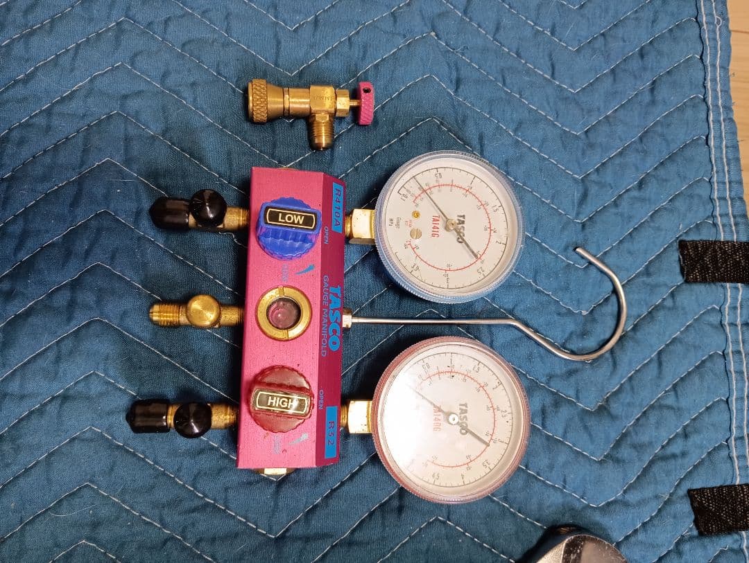 再再値下げ！TASCO　TA122Gゲージマニホールドケース付き　モンキーおまけ