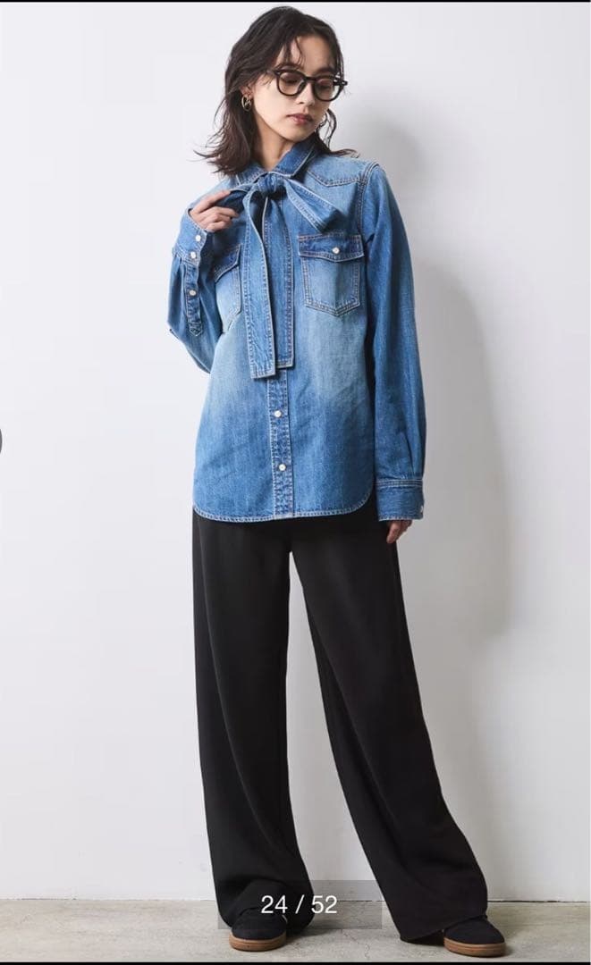 綿100％ライトオンスデニムリボンタイ付シャツ