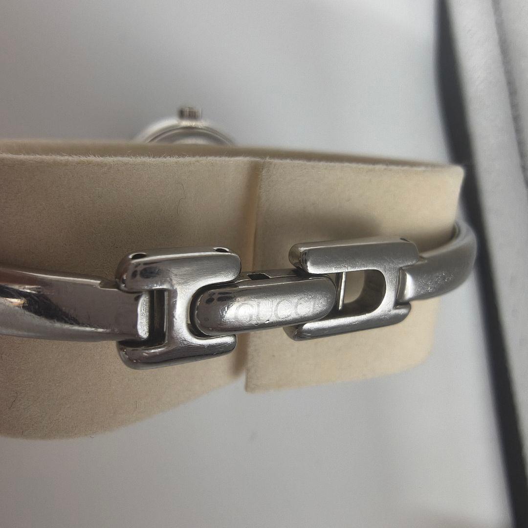 GUCCI グッチ 1400L ブラック文字盤 クオーツバングルウォッチ　稼働品