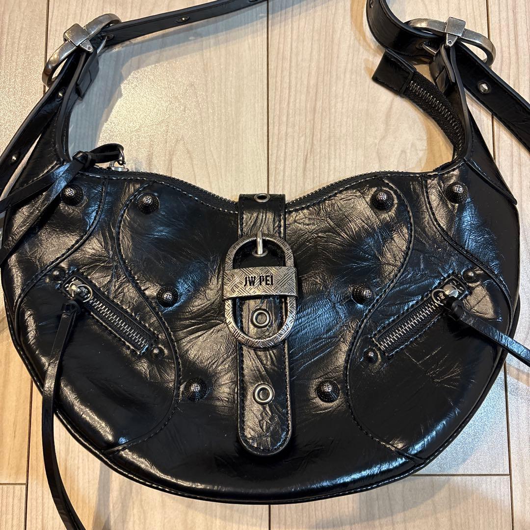【美品❗️】JW PEI ブラック ショルダーバッグ