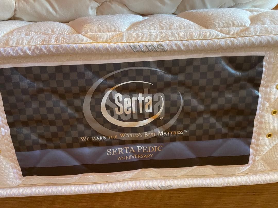 チャマ【Serta】極美品　ベッドマットレス+フレーム　ワイドダブル