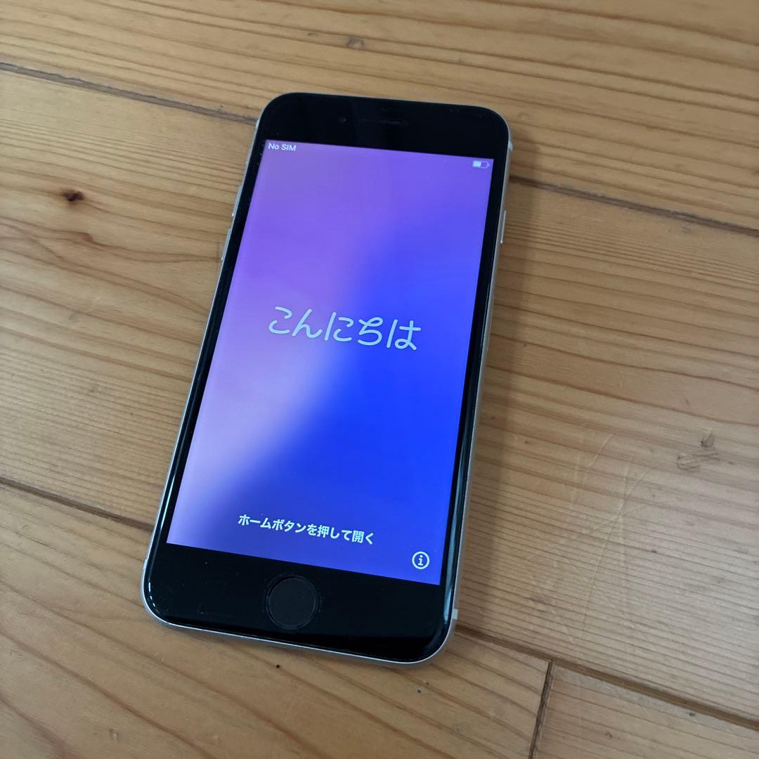 Apple iPhone SE 第3世代64GBホワイト本体
