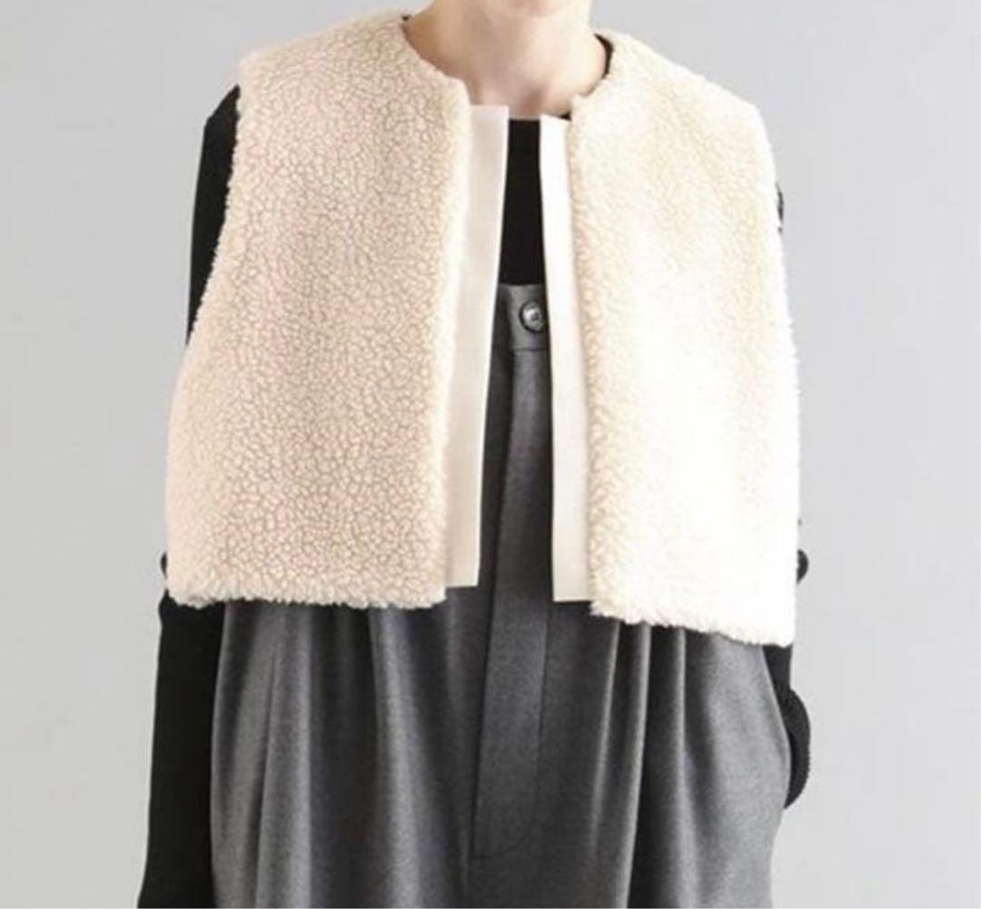 SACRA プードルファーショートベスト　ジレ　ボアベスト　美品　白