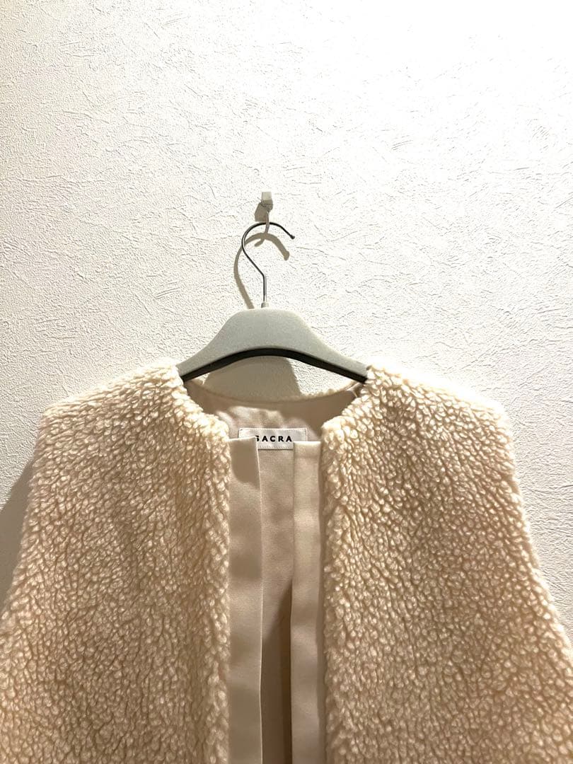 SACRA プードルファーショートベスト　ジレ　ボアベスト　美品　白