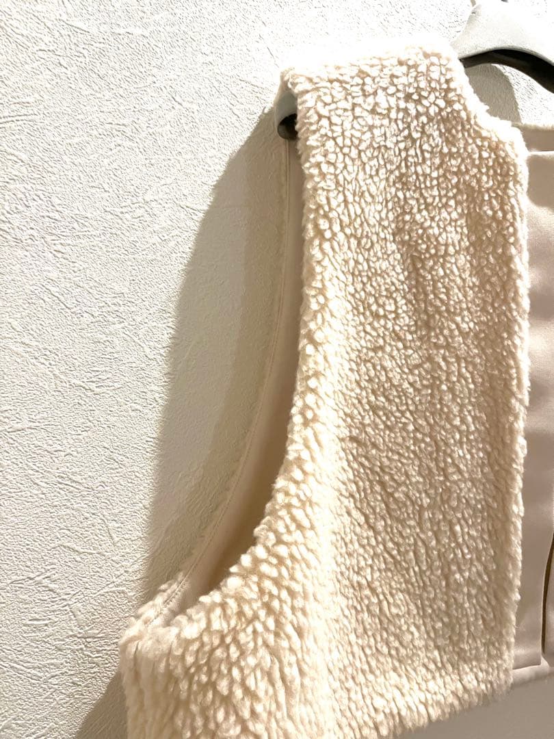 SACRA プードルファーショートベスト　ジレ　ボアベスト　美品　白