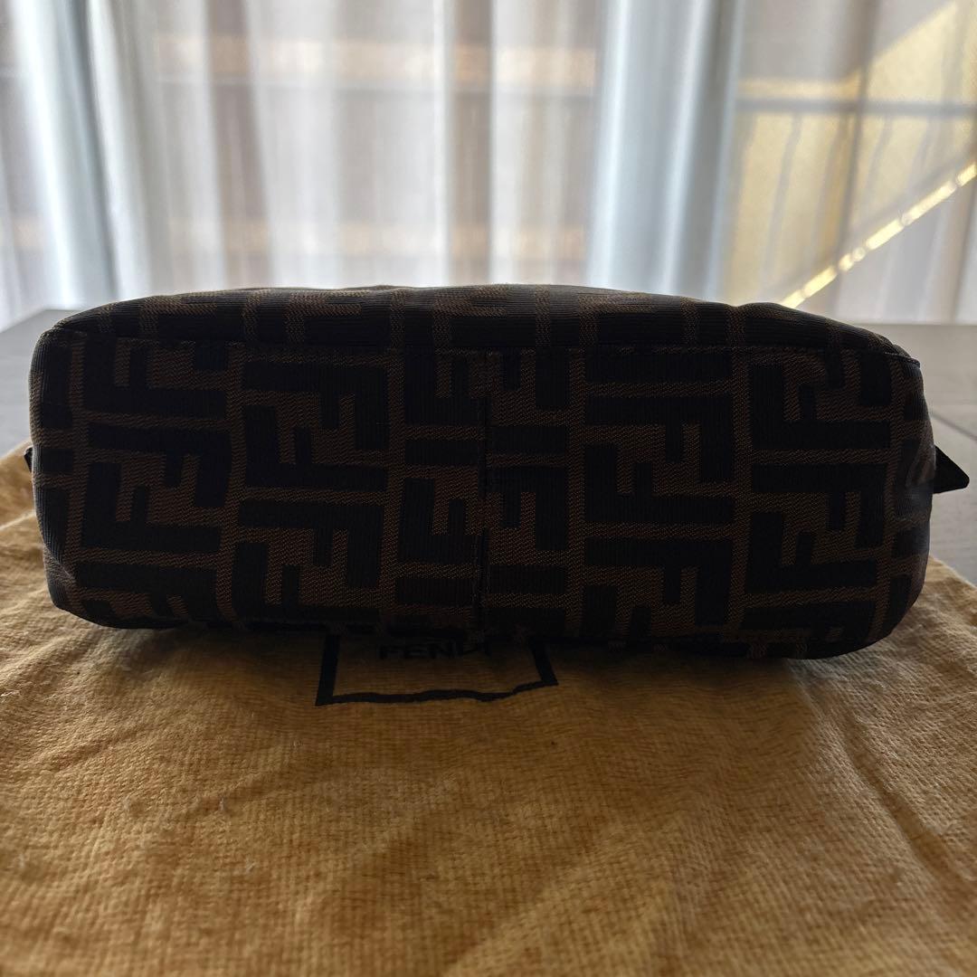 FENDI ズッカ柄マンマバゲットワンショルダーバッグ