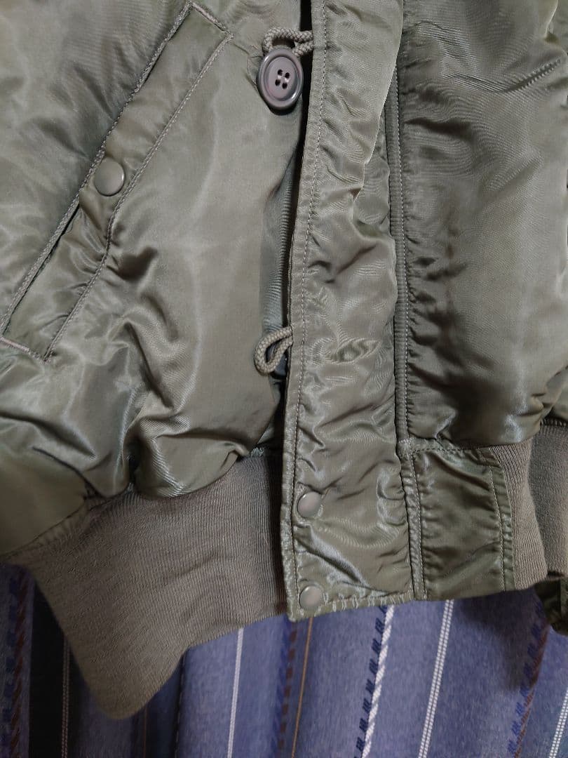 フライトジャケット Lサイズ グリーン 中古 N-2B
