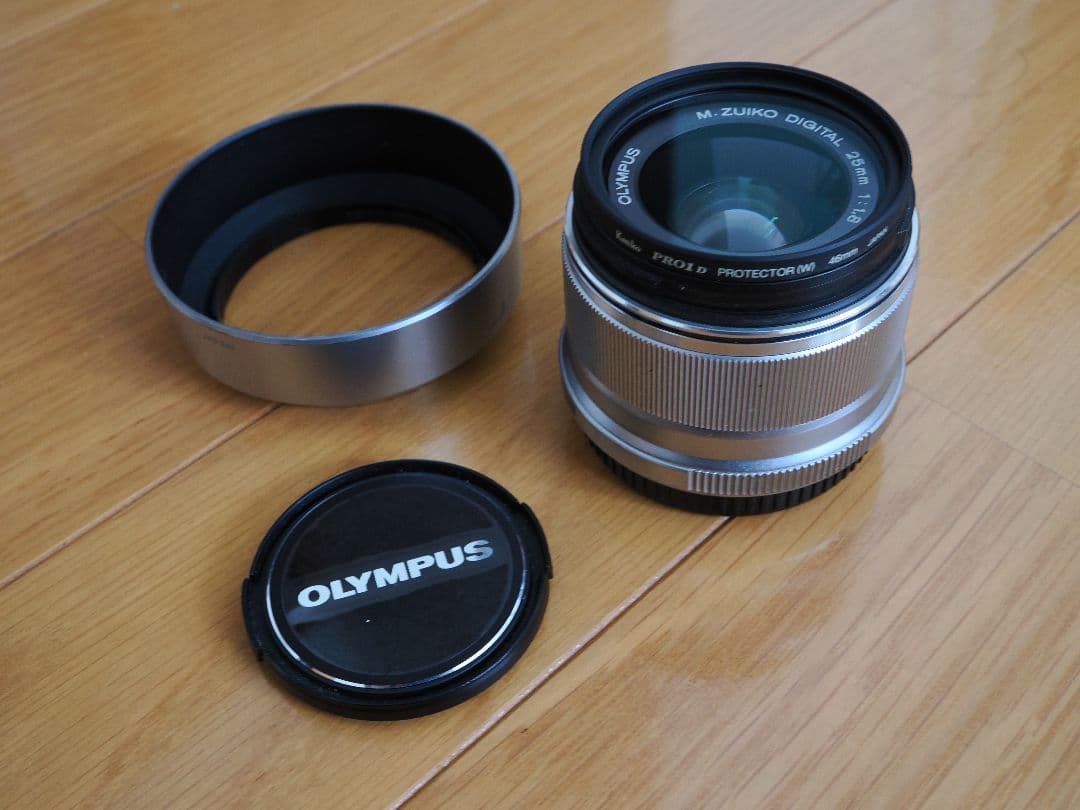 OLYMPUS M.ZUIKO 25mm f/1.8　単焦点レンズ
