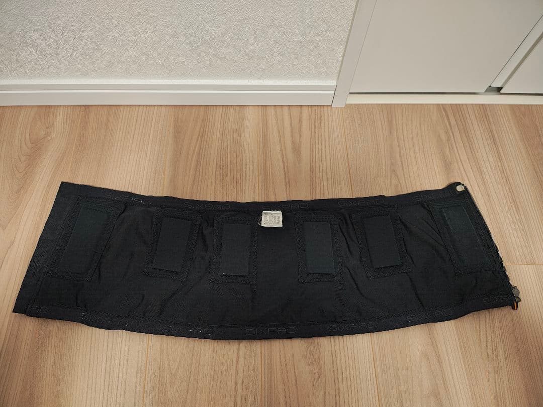 SIXPAD Mサイズ　コアベルト　ウエスト72〜90