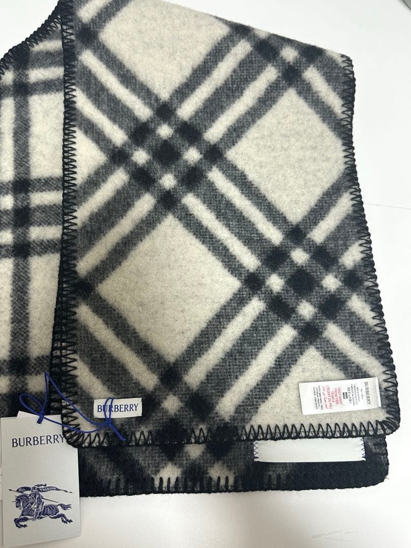 Burberryチェック ウールスカーフ