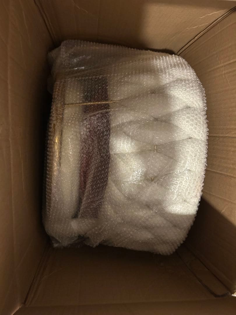 回転バーチェア 白 背もたれ椅子 カウンターの高さを調節できる厚手の底板は、