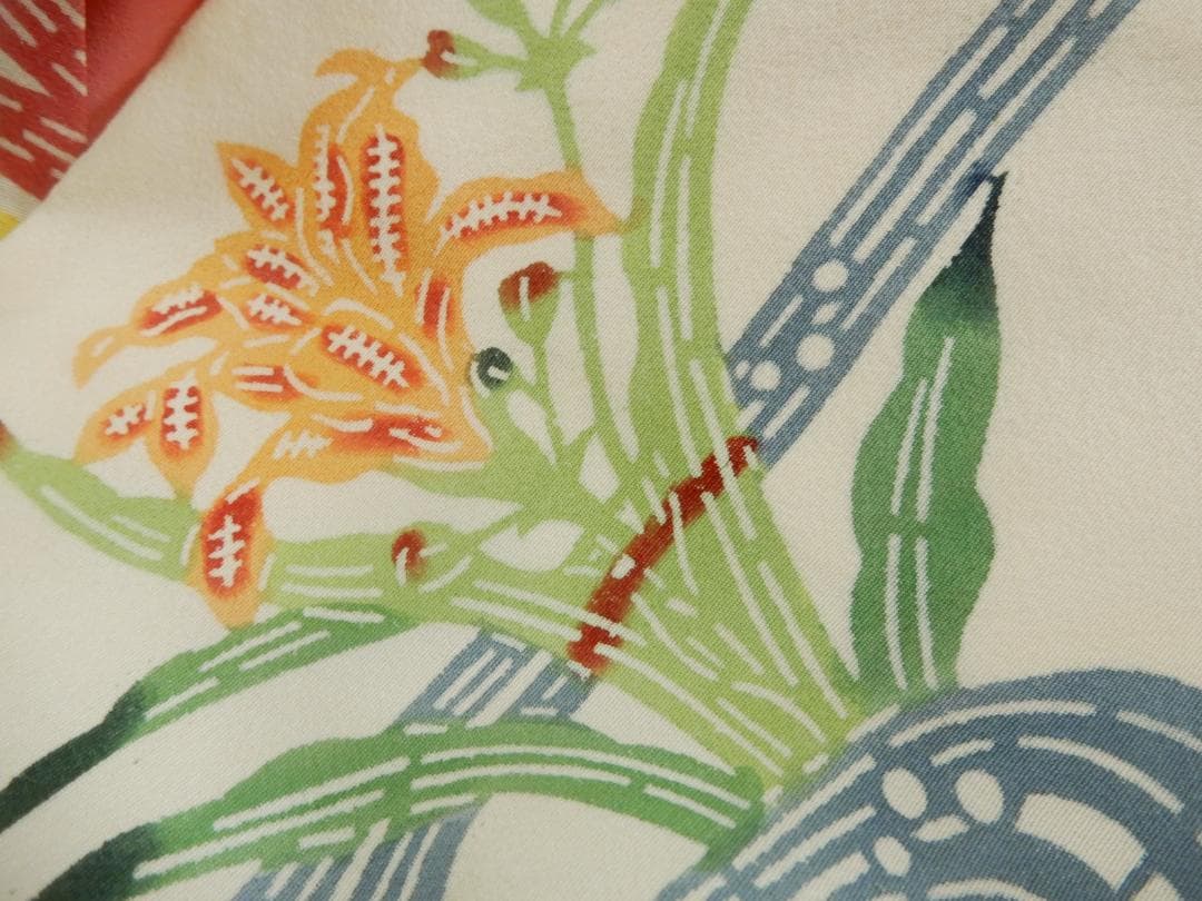 正絹・紅型染め小紋袷着物・顔料・手刷し・流水・貝・鳥・お花