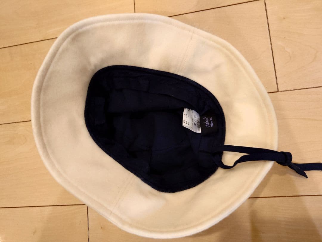 最後の値下げ！アシーナニューヨーク❤️未使用新品ファー付きホワイトバケットハット
