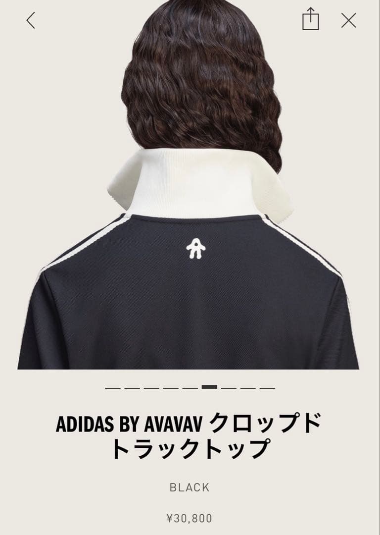 新品AVAVAV × adidas