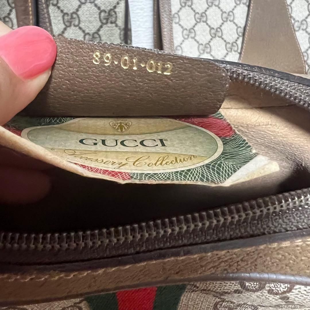 オールドグッチGUCCI ヴィンテージ　GGキャンバスクラッチバッグ　ファスナー